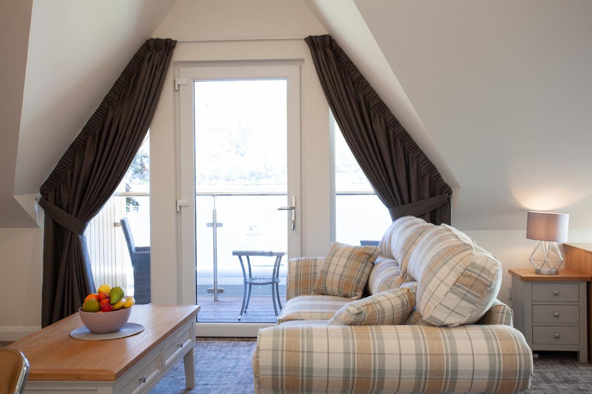 Lochiel Villa Guest House Форт-Вільям Екстер'єр фото